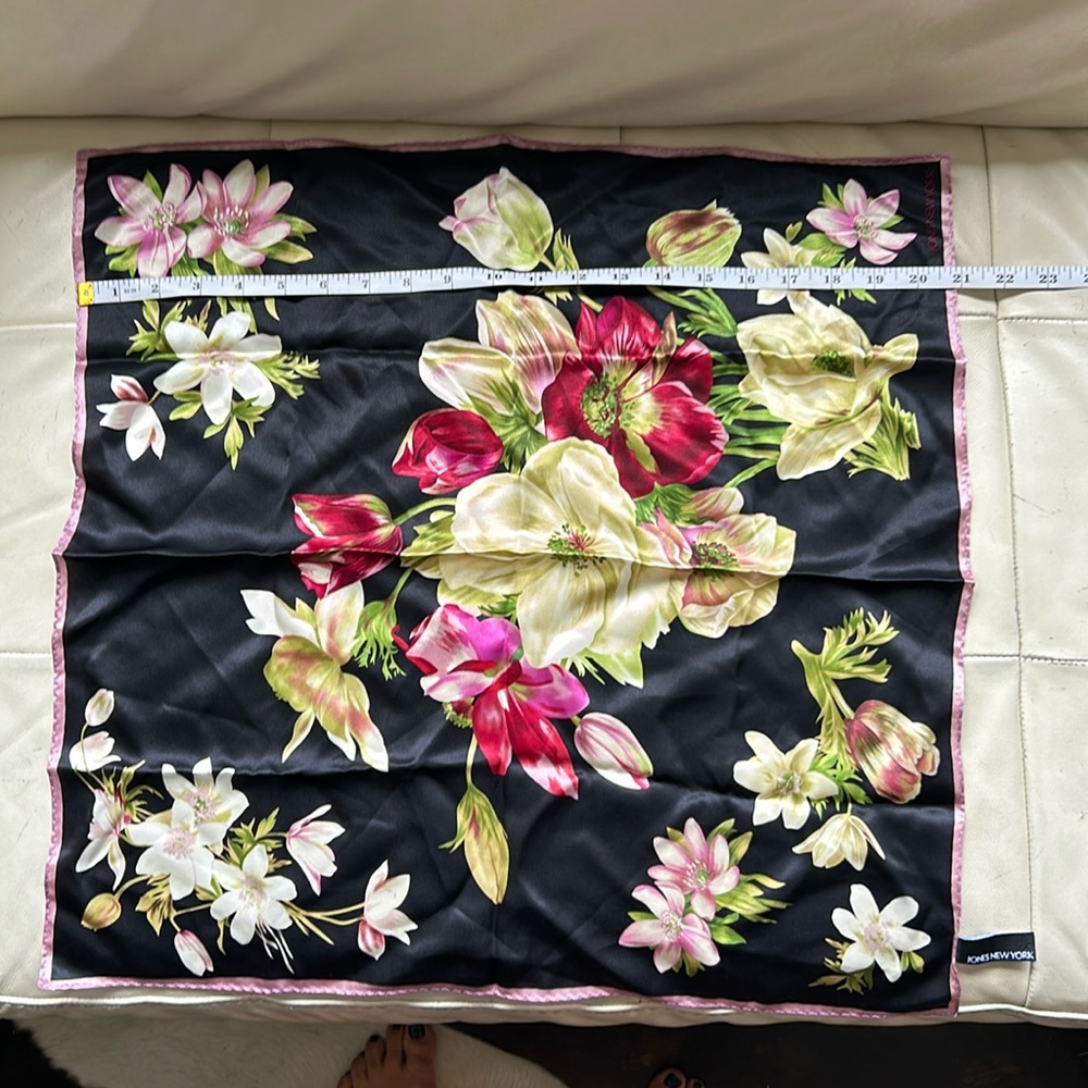 Jones New York silk scarf